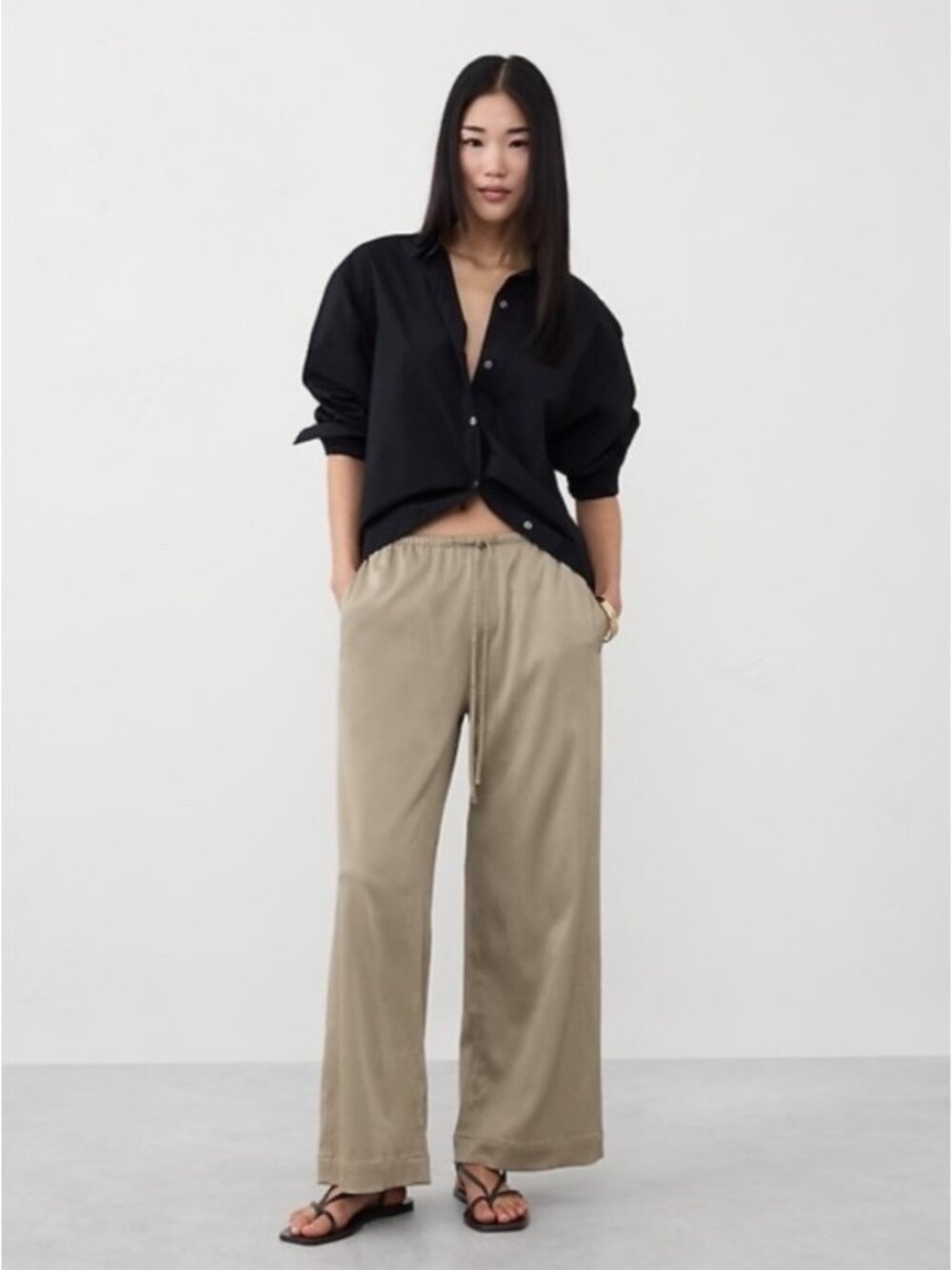 NEW Banana Republic Wide-Leg High-Rise Crinkled Satin Pull-On Pants Tan